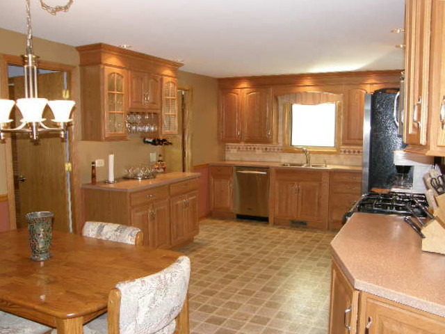 5108 N Leeside St, Mchenry, IL 60050 photo 14