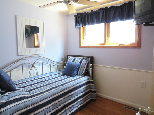 5108 N Leeside St, Mchenry, IL 60050 photo 20