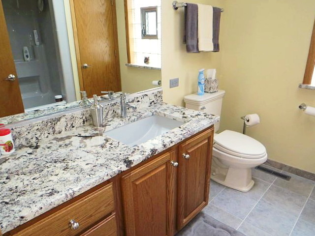 5108 N Leeside St, Mchenry, IL 60050 photo 21