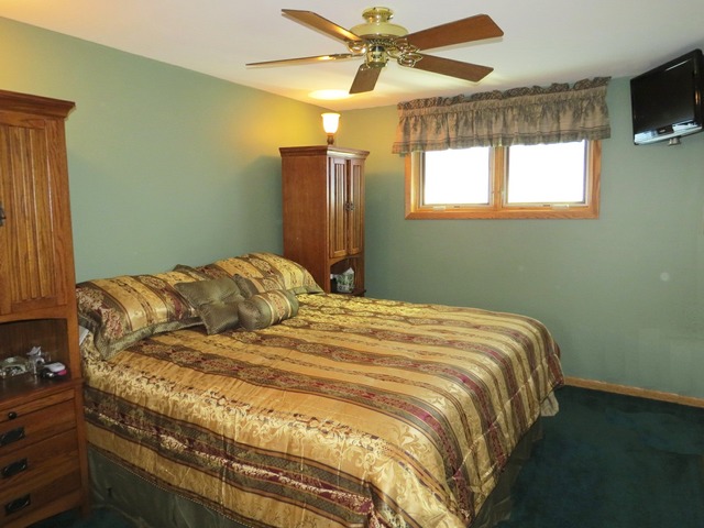 5108 N Leeside St, Mchenry, IL 60050 photo 19