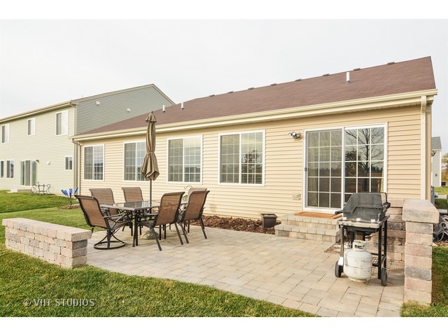 1275 Viola Ln, Round Lake, IL 60073 photo 15
