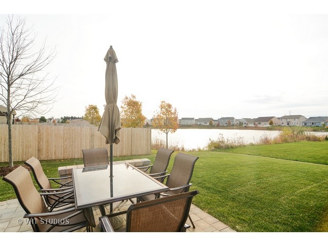 1275 Viola Ln, Round Lake, IL 60073 photo 14