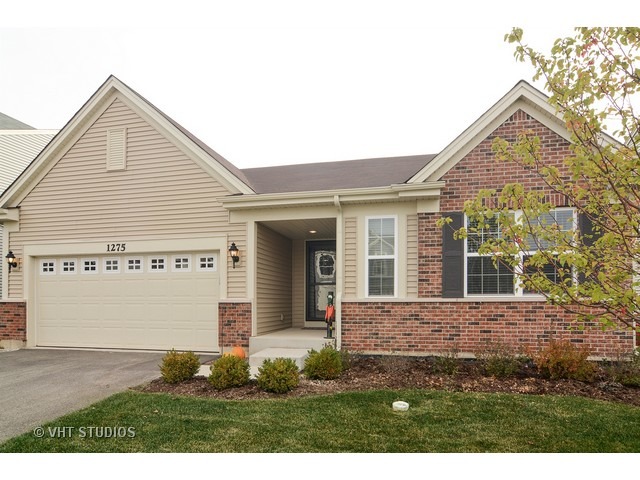 1275 Viola Ln, Round Lake, IL 60073 photo 1
