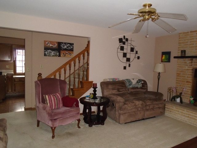 2324 8th St, Peru, IL 61354 photo 2