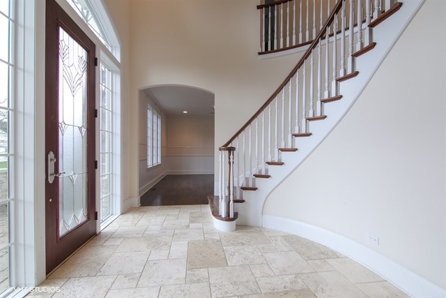 2125 Telegraph Rd, Bannockburn, IL 60015 photo 3