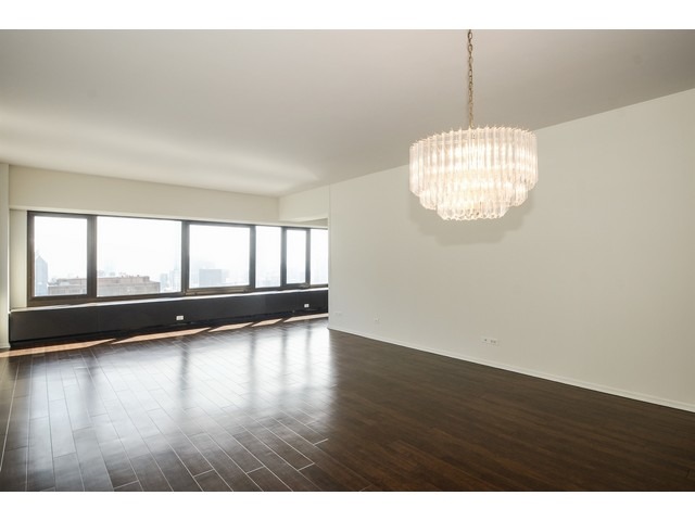 175 E Delaware Pl #6609, Chicago, IL 60611 photo 2