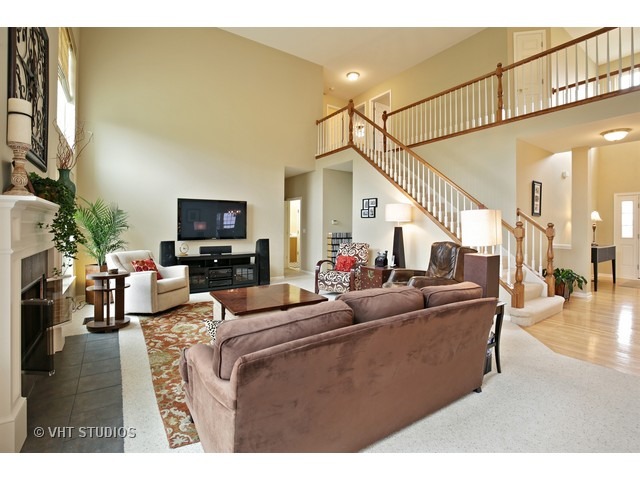 3631 White Deer Dr, Algonquin, IL 60102 photo 11