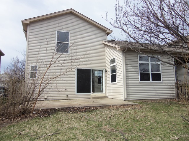 2212 Henning Pl, Plainfield, IL 60586 photo 2