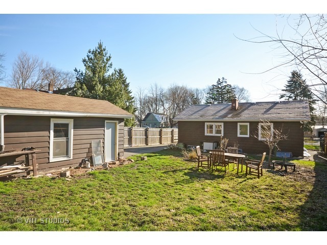 744 Orchard Ave, Aurora, IL 60506 photo 10