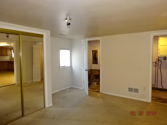 1301 Simms St, Aurora, IL 60505 photo 12