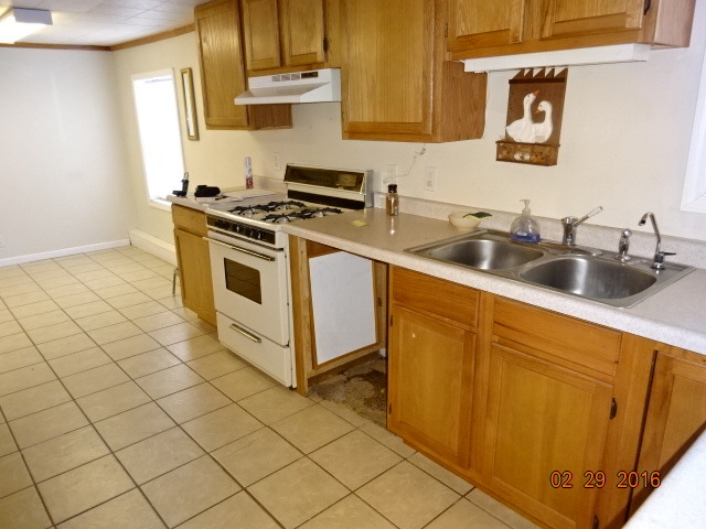 1301 Simms St, Aurora, IL 60505 photo 10