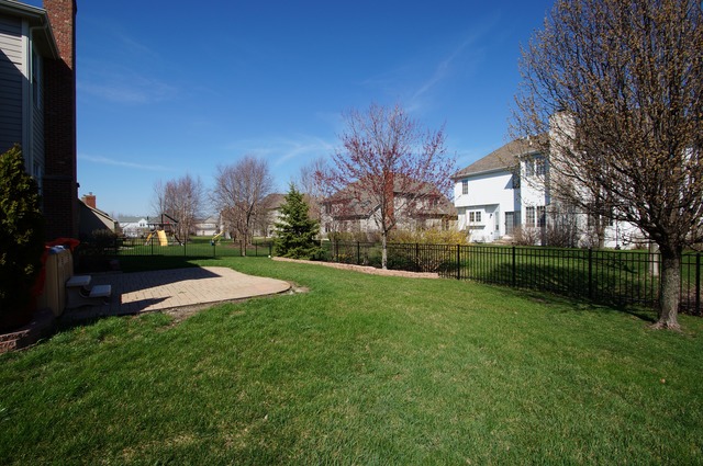 11651 Cinema Dr, Plainfield, IL 60585 photo 24
