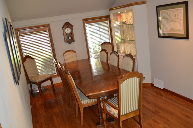 7235 Fair Elms Ave, Willowbrook, IL 60527 photo 6