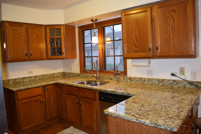 1817 Chestnut Hill Rd, Plainfield, IL 60586 photo 7