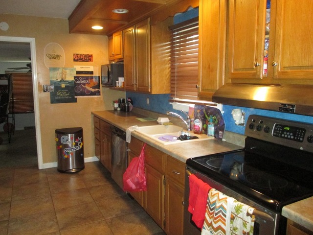 110 E 15th St, Sterling, IL 61081 photo 2