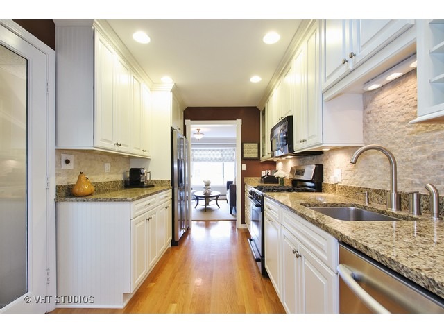 804 Rolling Pass, Glenview, IL 60025 photo 5