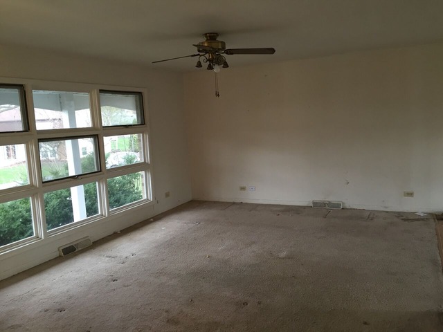 3 Rye Ct, Bolingbrook, IL 60440 photo 2