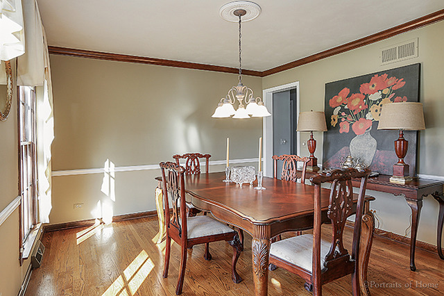 369 Bluegrass Dr, Wheaton, IL 60189 photo 10