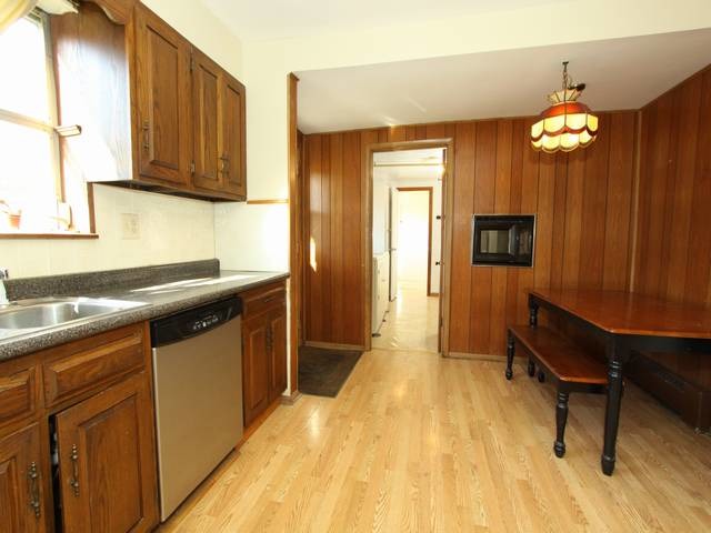 480 Good Ave, Des Plaines, IL 60016 photo 12