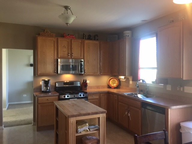 906 Limerick Ln, Mchenry, IL 60050 photo 8