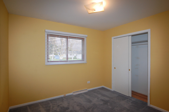 180 Maureen Dr, Elgin, IL 60123 photo 8