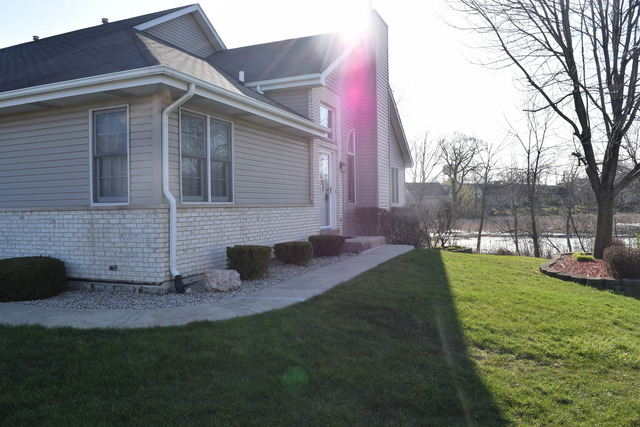 207 Hillcrest Ln, Steger, IL 60475 photo 23
