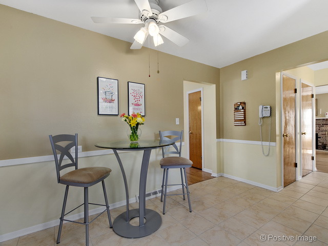 608 Aurora Way, Wheaton, IL 60187 photo 8