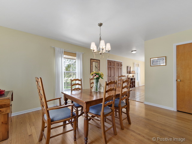 608 Aurora Way, Wheaton, IL 60187 photo 5