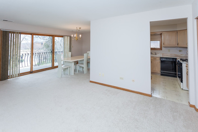 7535 Sheridan Dr #2-3A, Willowbrook, IL 60527 photo 4