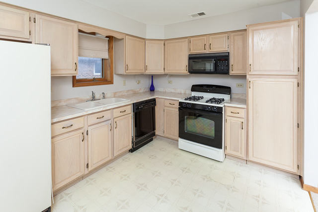 7535 Sheridan Dr #2-3A, Willowbrook, IL 60527 photo 7