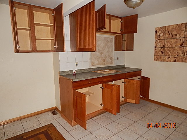 629 E 158th St, Harvey, IL 60426 photo 6