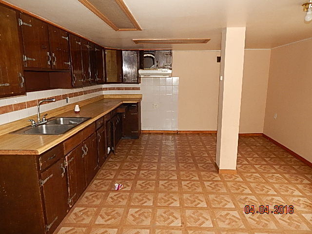 629 E 158th St, Harvey, IL 60426 photo 3