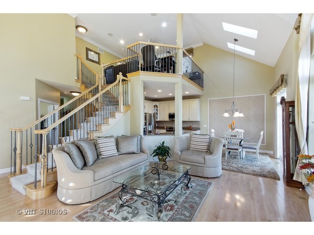 11900 Holly Ct, Plainfield, IL 60585 photo 4