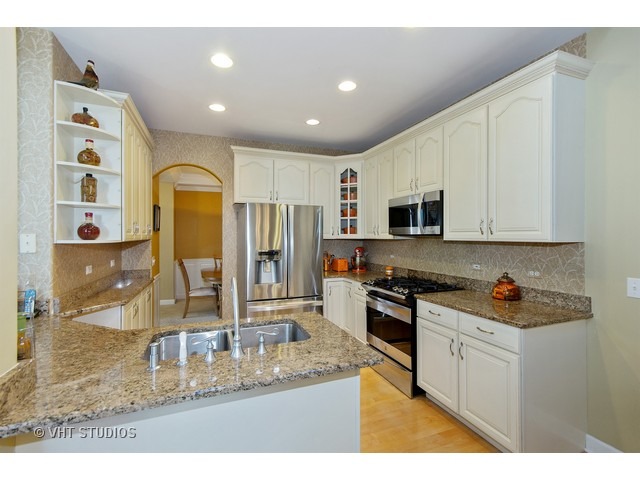 11900 Holly Ct, Plainfield, IL 60585 photo 6