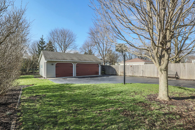 1426 E Lowden Ave, Wheaton, IL 60189 photo 21