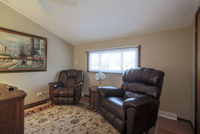 1426 E Lowden Ave, Wheaton, IL 60189 photo 13