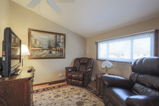 1426 E Lowden Ave, Wheaton, IL 60189 photo 12