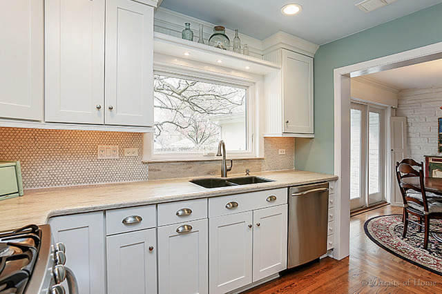 1220 E Willow Ave, Wheaton, IL 60187 photo 6