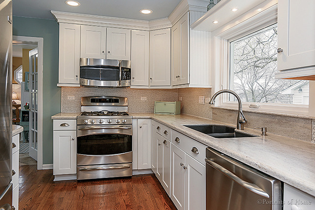 1220 E Willow Ave, Wheaton, IL 60187 photo 4