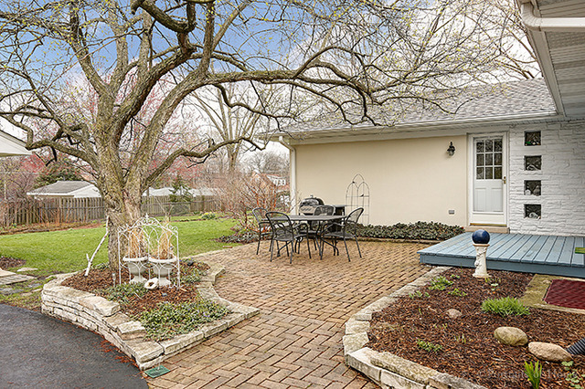 1220 E Willow Ave, Wheaton, IL 60187 photo 16