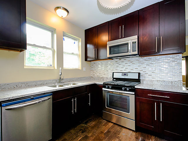 2101 E 93rd St, Chicago, IL 60617 photo 5