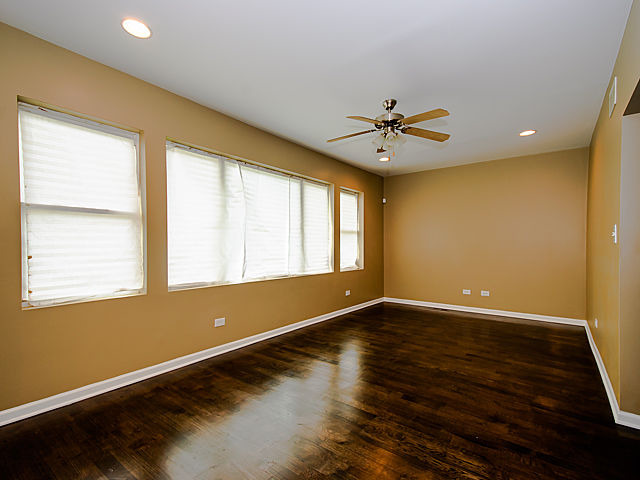 2101 E 93rd St, Chicago, IL 60617 photo 2