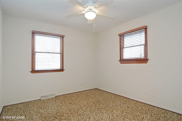 906 E Patten Dr, Palatine, IL 60074 photo 13