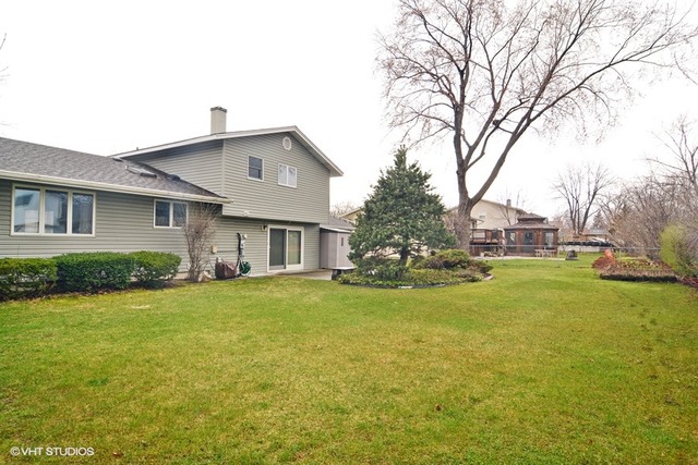 906 E Patten Dr, Palatine, IL 60074 photo 15