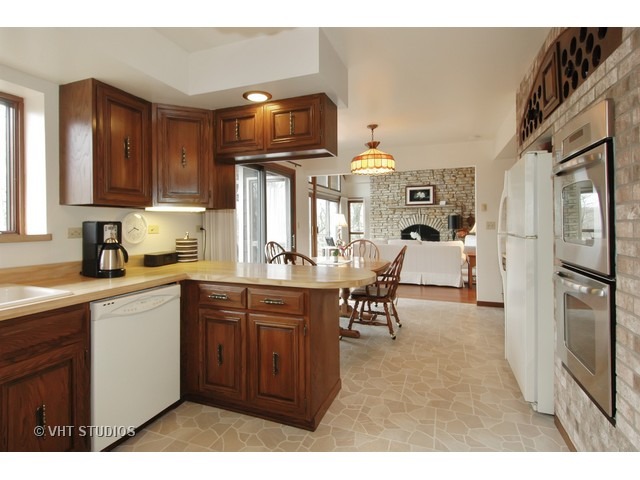 7210 Trey Rd, Mchenry, IL 60050 photo 9