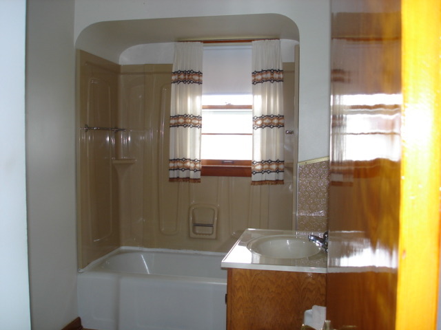 1251 S 7th Ave, Kankakee, IL 60901 photo 9