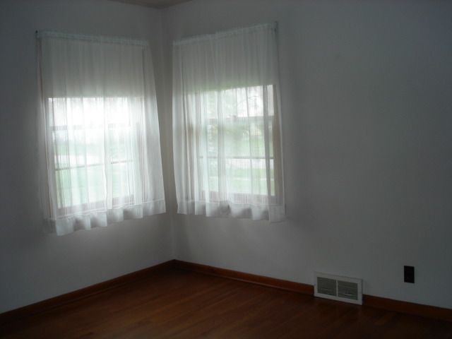 1251 S 7th Ave, Kankakee, IL 60901 photo 10