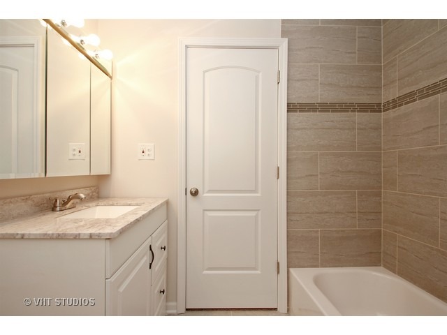 7717 Catalpa Dr, Wonder Lake, IL 60097 photo 10