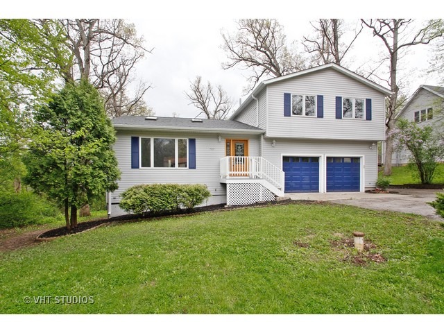7717 Catalpa Dr, Wonder Lake, IL 60097 photo 1