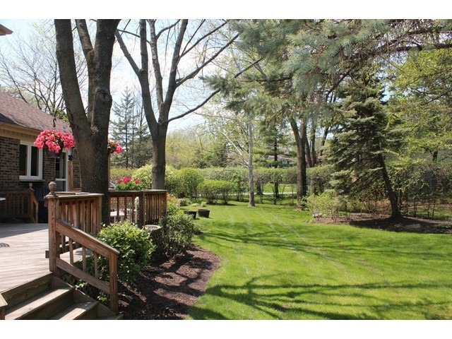 101 Fallstone Dr, Lincolnshire, IL 60069 photo 22